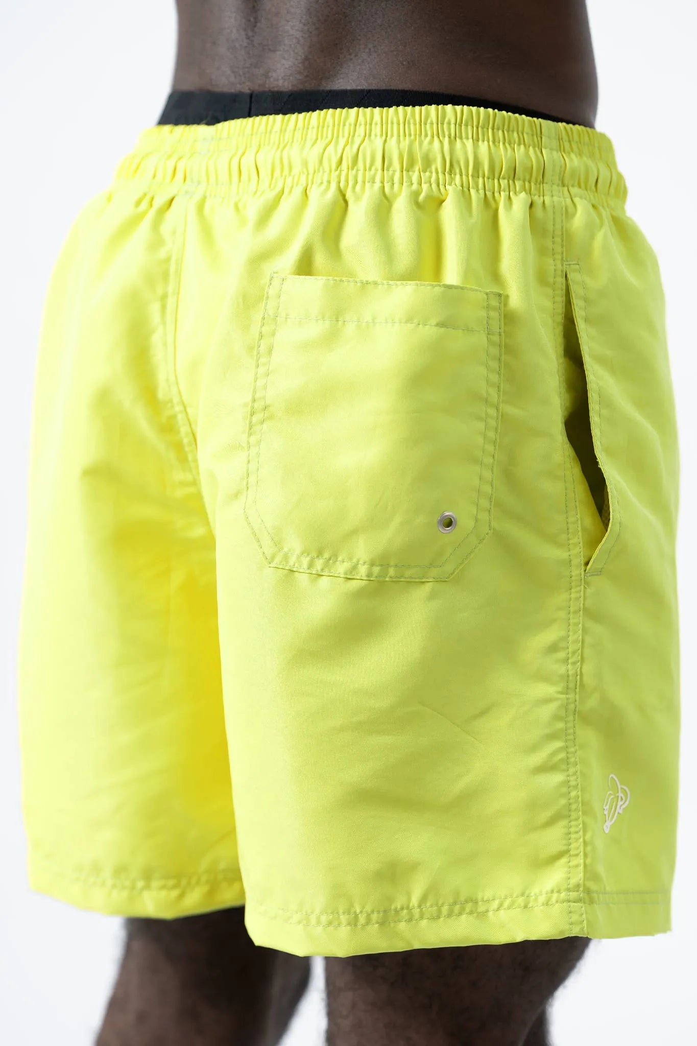 SHORT AMARILLO NEÓN