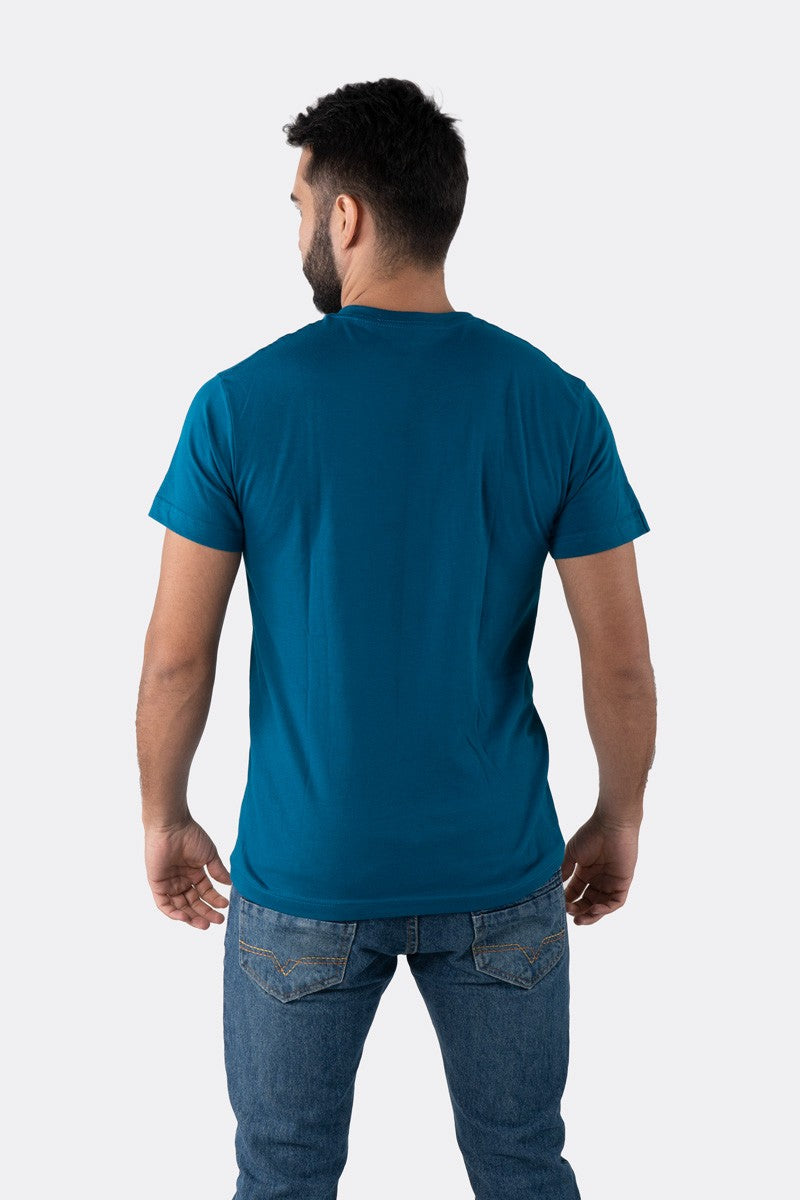 T-SHIRT PREMIUM AZUL PETRÓLEO BÁSICA - PIXELCAMISETAS