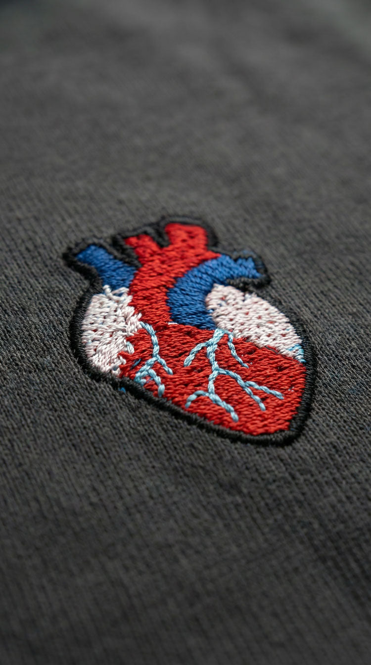 CAMISETA PREMIUM MINIPRINT CORAZÓN